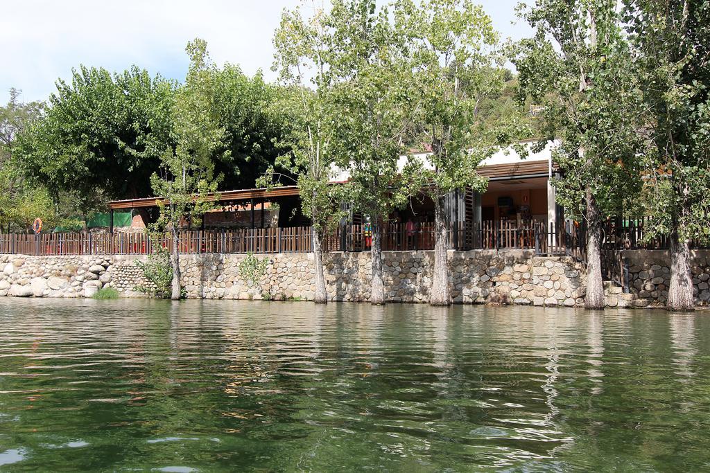 Hostal Yessy Candeleda Zewnętrze zdjęcie